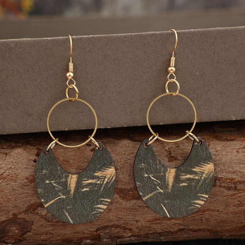 Classic Earring with Timeless Appeal