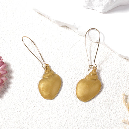 Beautiful Gold Earring with Unique Style