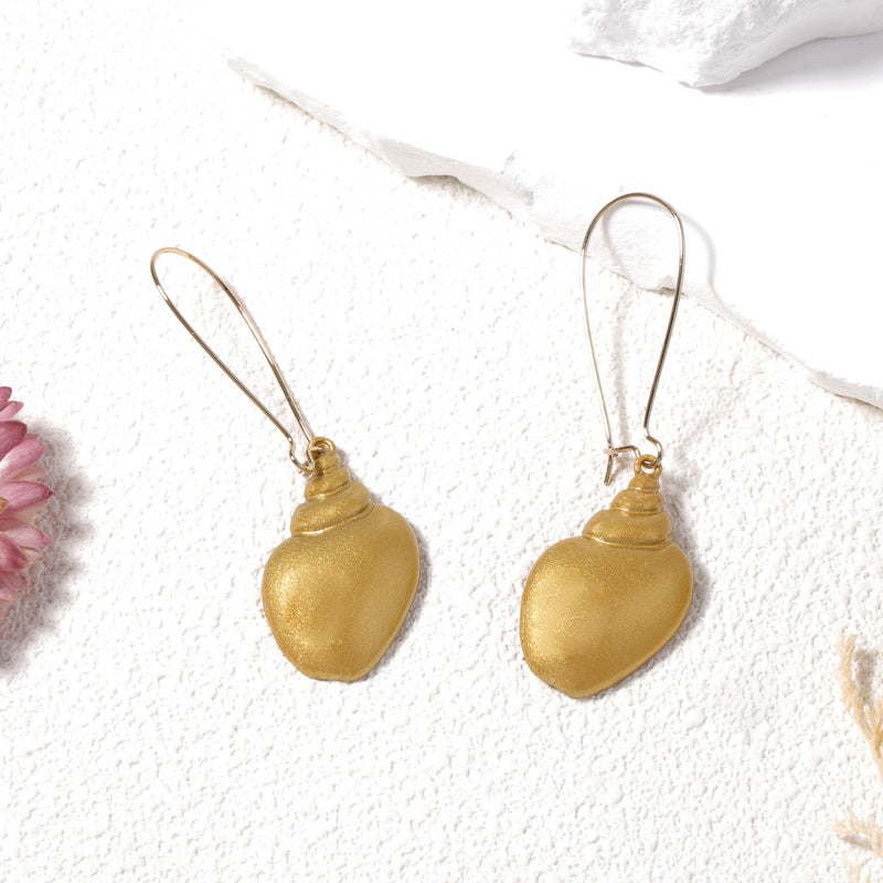 Beautiful Gold Earring with Unique Style