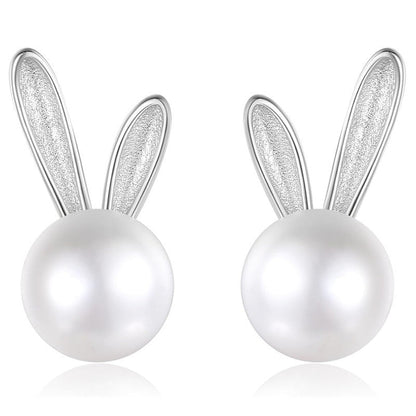 Beautiful Pearl Earring with Unique Style
