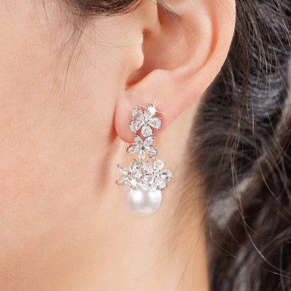 Charming Pearl Earring for Any Occasion