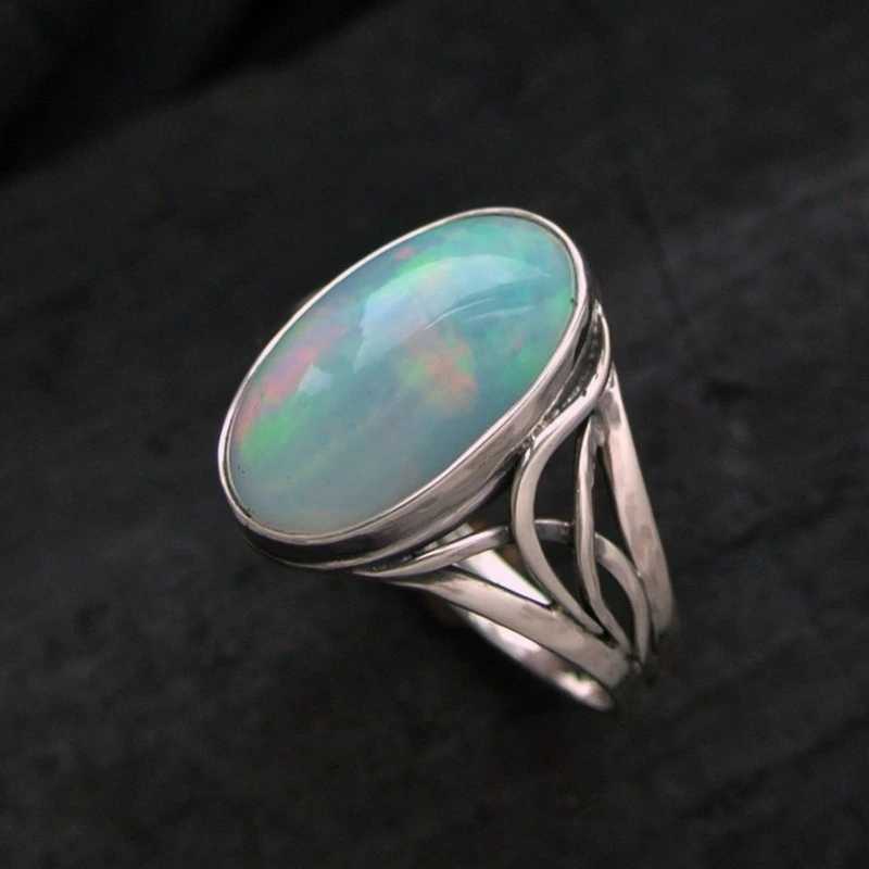 Classic Ring with Timeless Appeal