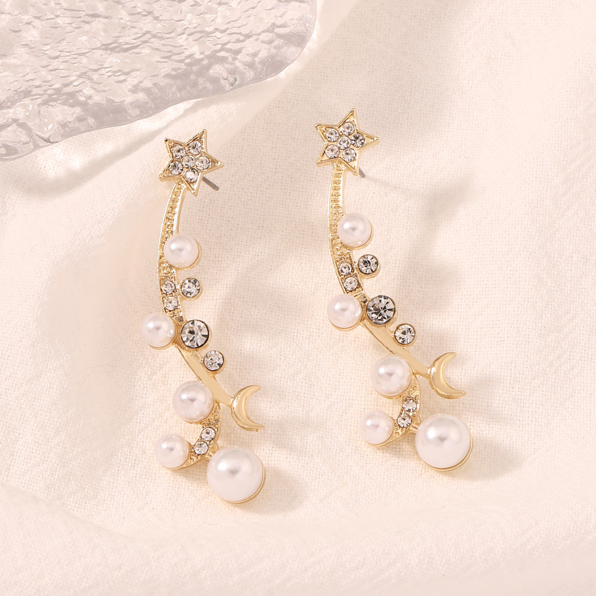 Charming Pearl Earring for Any Occasion