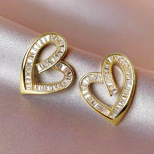 Charming Piece for Any Occasion