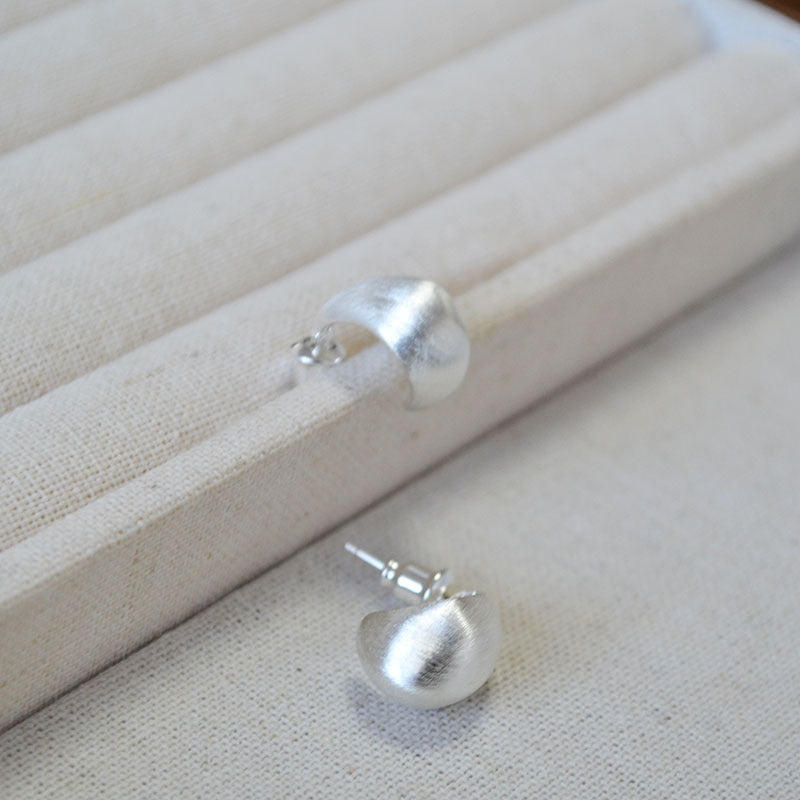 Beautiful Silver Earring with Unique Style