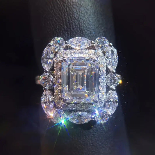Beautiful Ring with Unique Style