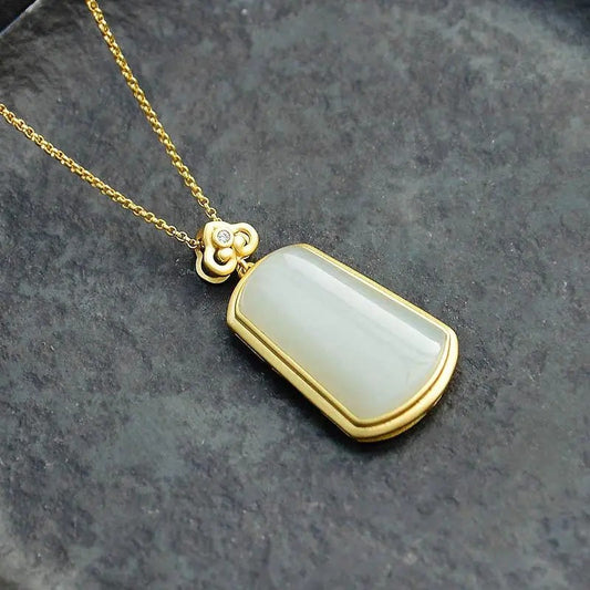 Elegant Silver Necklace for Every Occasion