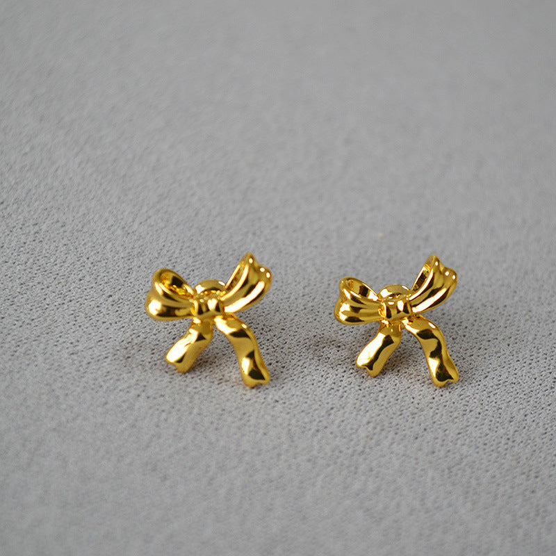 Stunning Gold Earring for Daily Wear