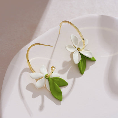 Romantic Earring for Special Moments