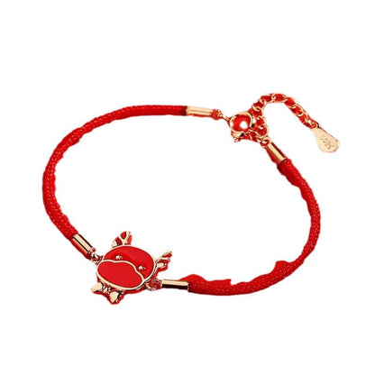 Charming Silver Bracelet for Any Occasion