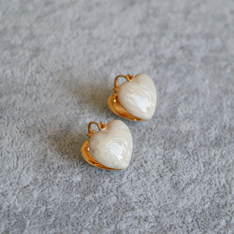 Delicate Artisan Gold Earring