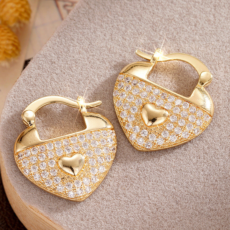 Elegant Earring for Every Occasion