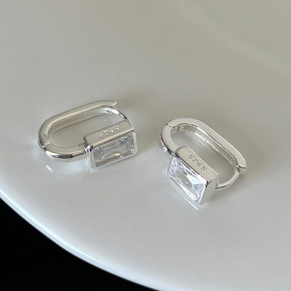 Classic Earring with Timeless Appeal