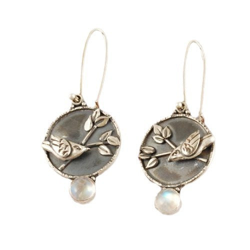 Charming Pearl Earring for Any Occasion