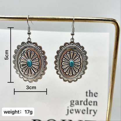 Charming Earring for Any Occasion