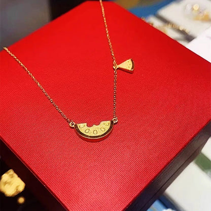Beautiful Gold Necklace with Unique Style