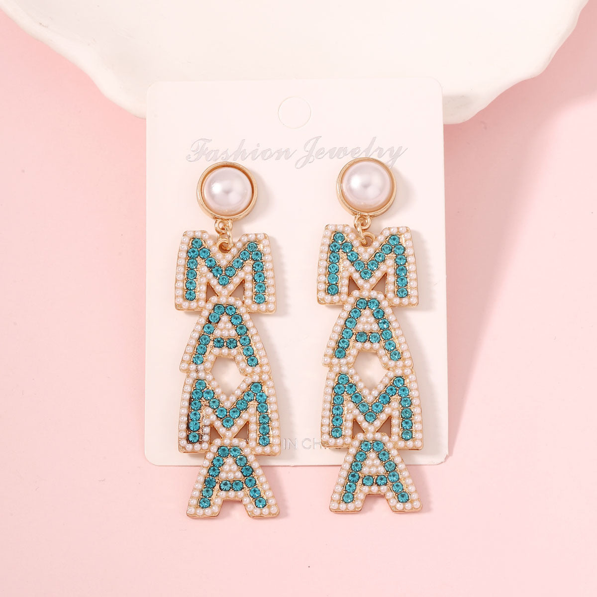 Romantic Pearl Earring for Special Moments