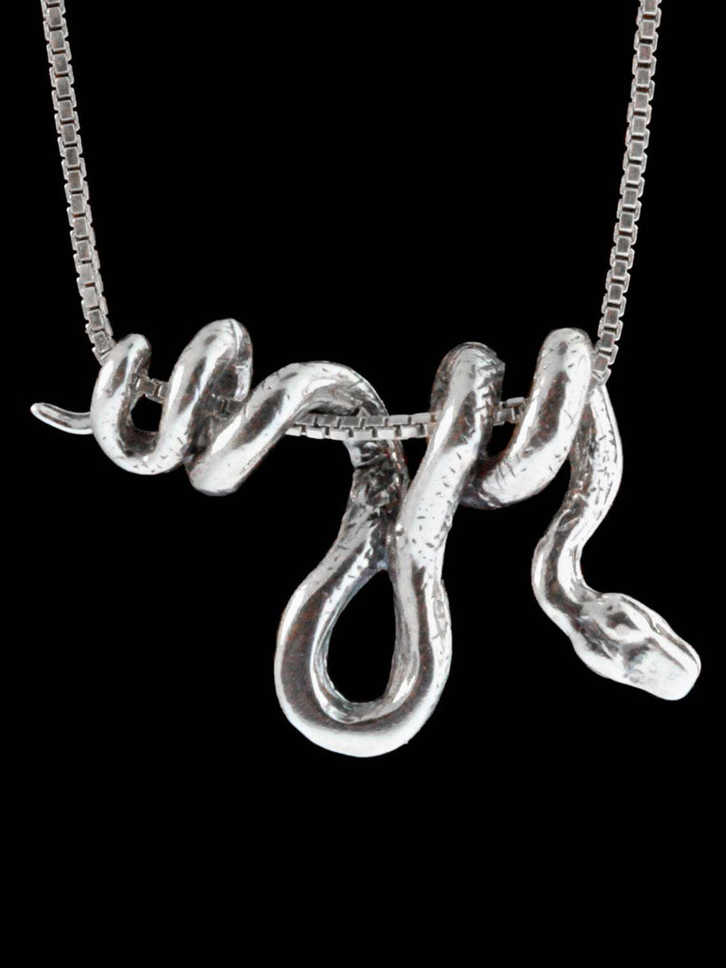 Charming Necklace for Any Occasion