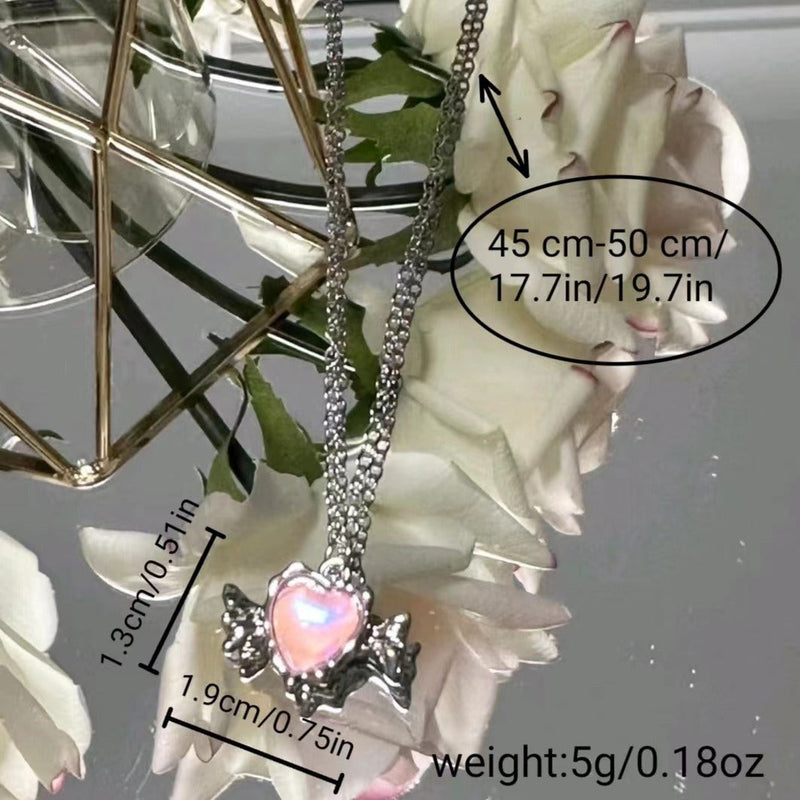 Beautiful Silver Necklace with Unique Style