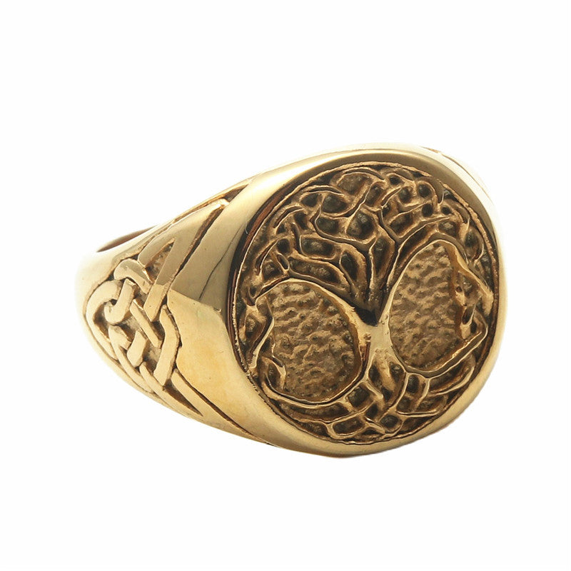 Charming Ring for Any Occasion