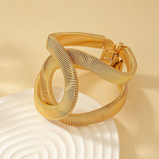 Romantic Bracelet for Special Moments