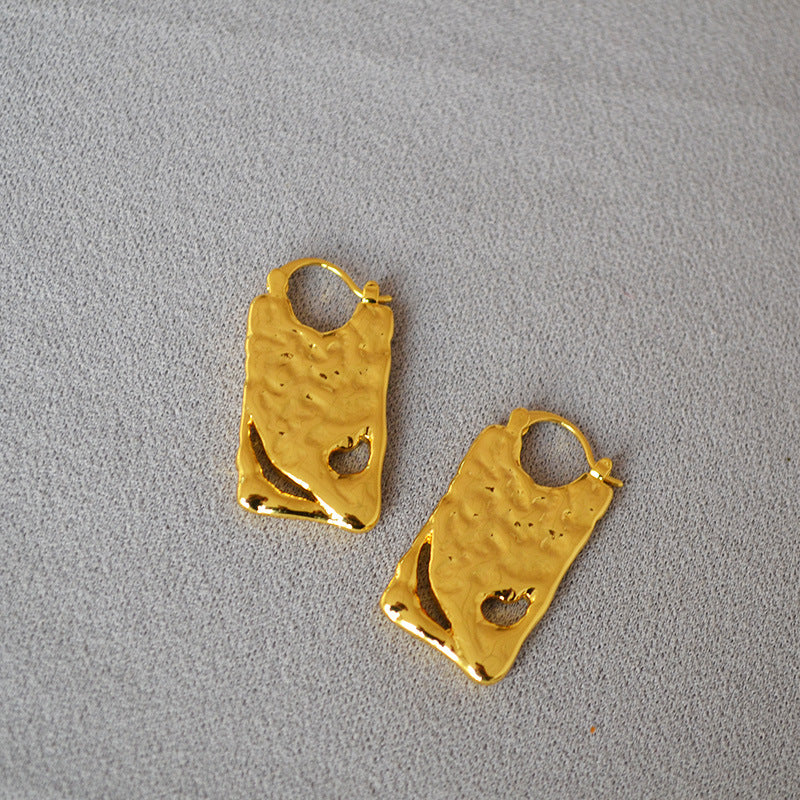 Beautiful Gold Earring with Unique Style