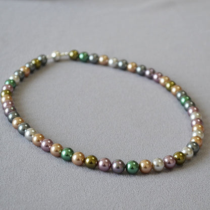 Beautiful Pearl Necklace with Unique Style