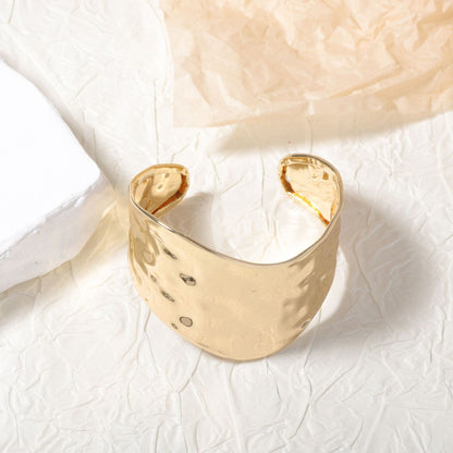 Romantic Bracelet for Special Moments