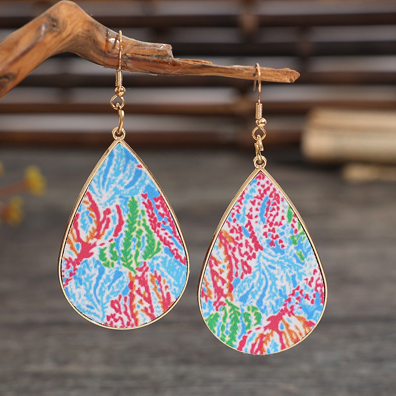 Romantic Gold Earring for Special Moments
