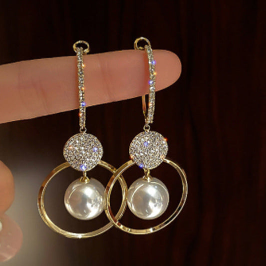 Beautiful Silver Earring with Unique Style