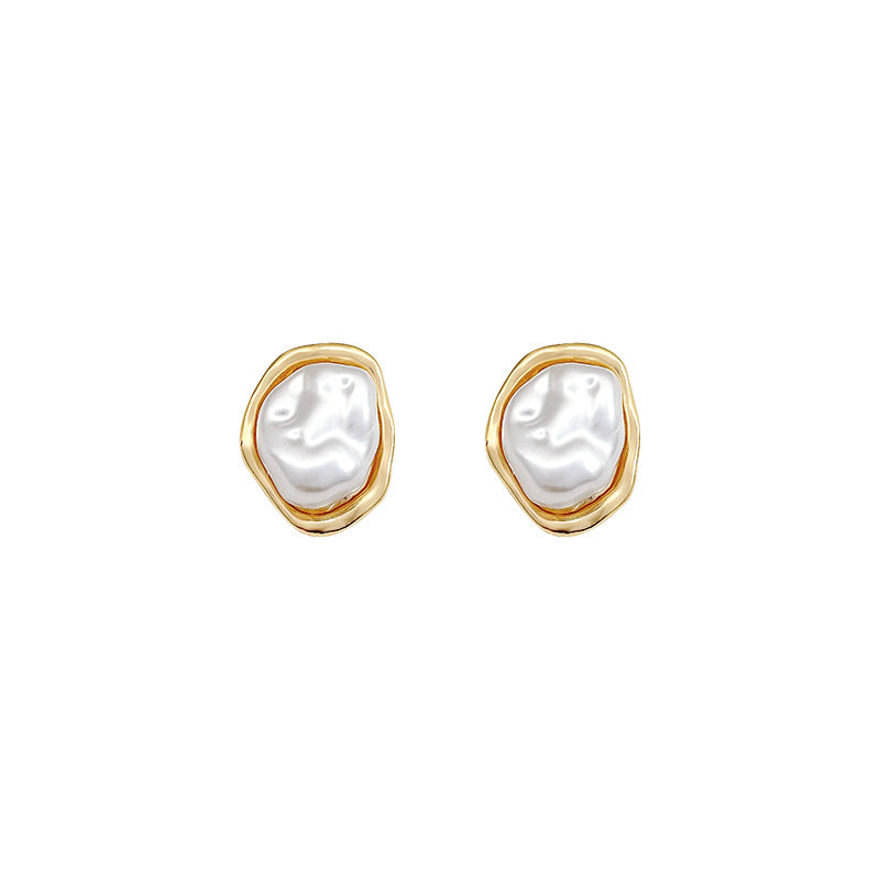 Stunning Pearl Earring for Daily Wear