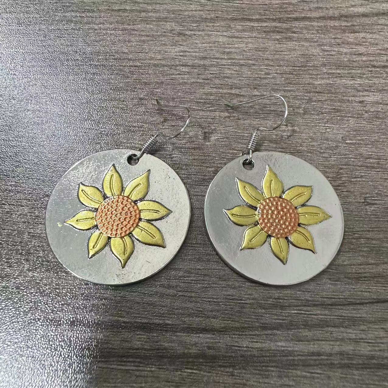 Vintage Handmade Earring