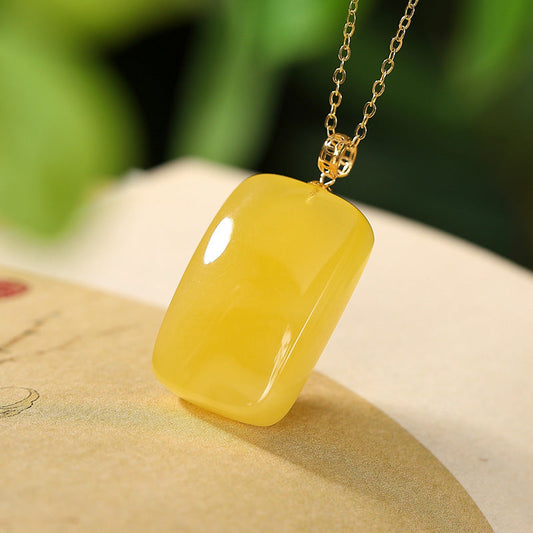 Charming Gold Necklace for Any Occasion