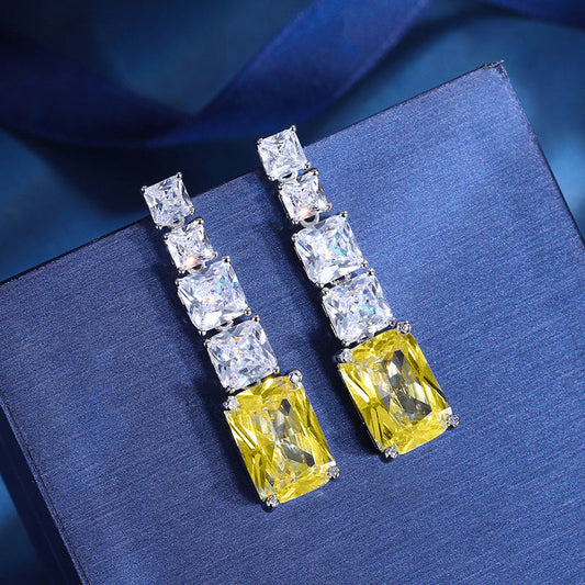 Charming Earring for Any Occasion