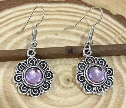 Charming Silver Earring for Any Occasion