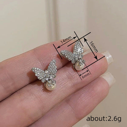 Delicate Artisan Pearl Earring