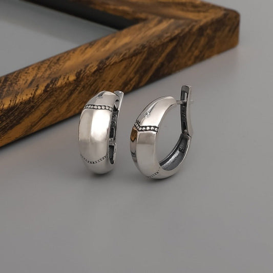 Beautiful Earring with Unique Style