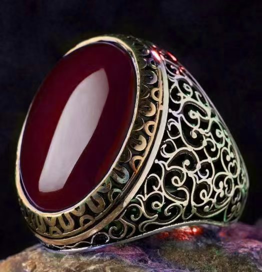 Elegant Silver Ring for Every Occasion