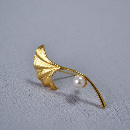 Beautiful Gold Piece with Unique Style