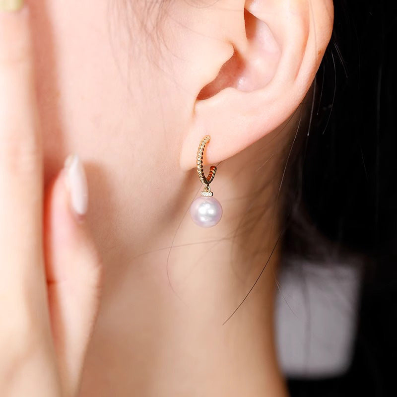 Classic Pearl Earring with Timeless Appeal
