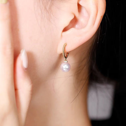 Classic Pearl Earring with Timeless Appeal