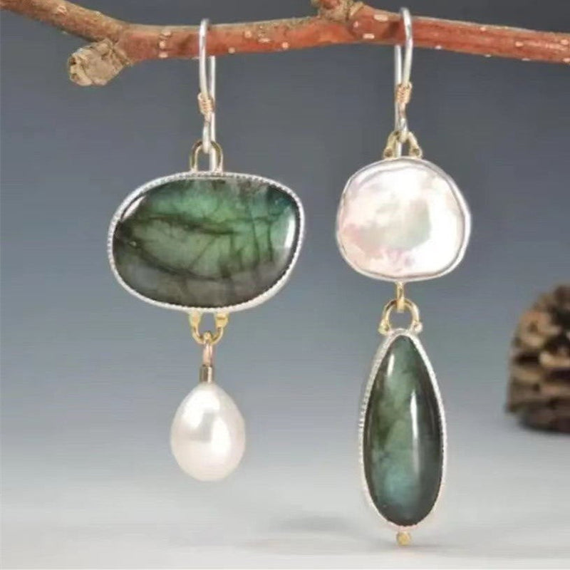 Romantic Pearl Earring for Special Moments