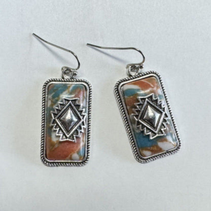 Charming Earring for Any Occasion