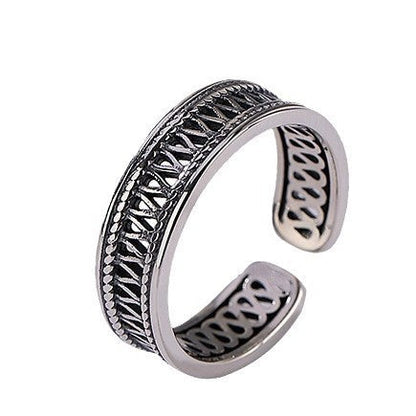 Elegant Silver Ring for Every Occasion