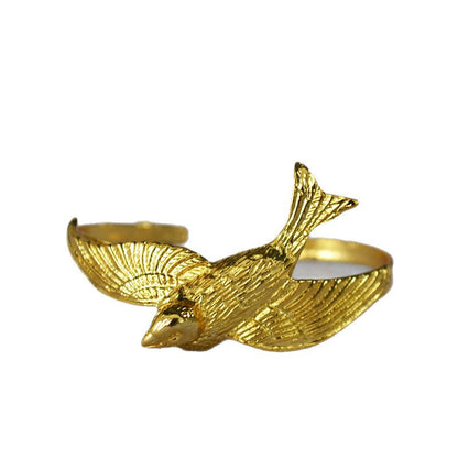 Stunning Gold Bracelet for Daily Wear
