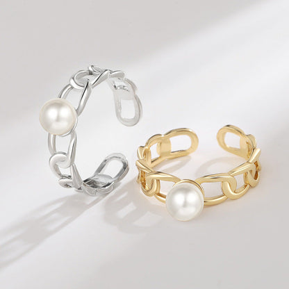 Charming Pearl Chain for Any Occasion