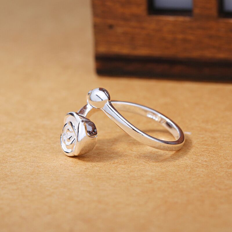 Stunning Silver Ring for Daily Wear