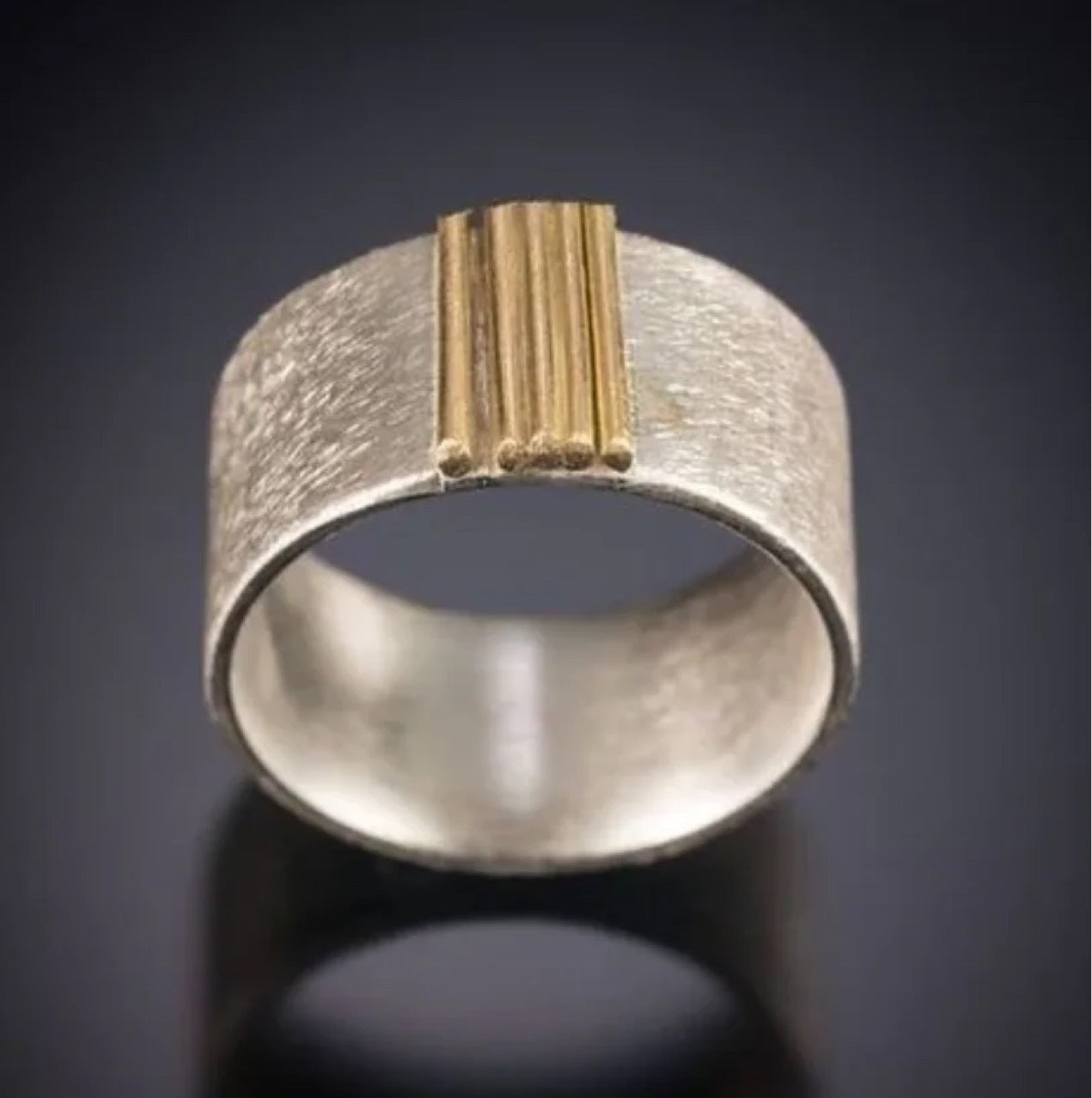 Stunning Bracelet for Daily Wear