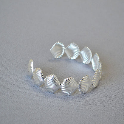 Delicate Artisan Gold Bracelet