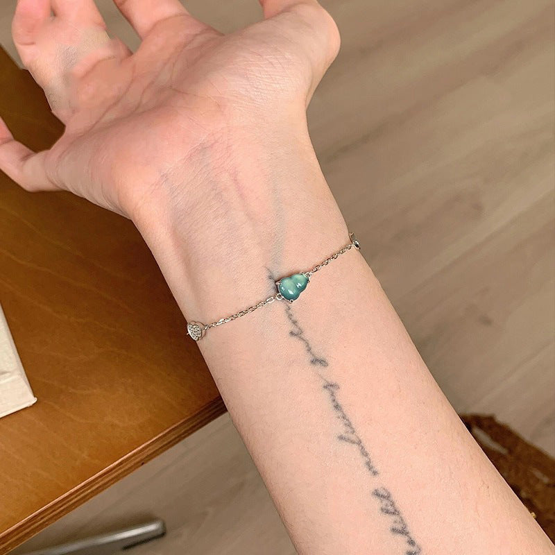 Beautiful Bracelet with Unique Style